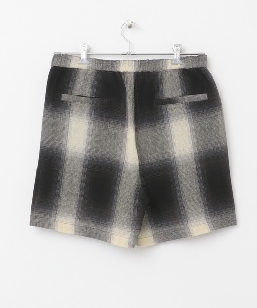 URBAN RESEARCH Sonny Label(アーバンリサーチサニーレーベル)の「オンブレチェックイージーショートパンツ(その他パンツ・メンズ・ブラック/ネイビー・MEDIUM/LARGE)」の15枚目の写真