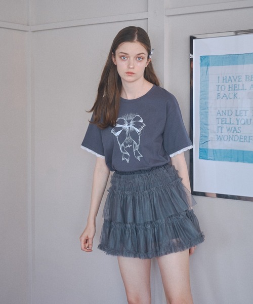 Lovilyn(ラヴィリン)の「ビンテージリボンプリントTシャツ(Tシャツ/カットソー・レディース・レッド/チャコールグレー・FREE)」の13枚目の写真