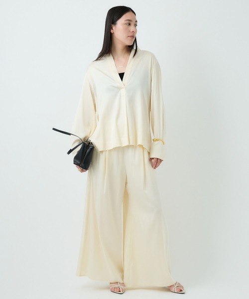 Chaos（カオス）の「Chaos(カオス)/モーラスタンドスキッパーブラウス　【セットアップ可】（シャツ/ブラウス・レディース・アイボリー/ダークブラウン系/チャコール/グレー系その他・FREE）」の14枚目の写真