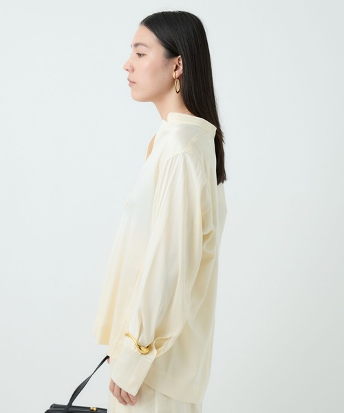 Chaos（カオス）の「Chaos(カオス)/モーラスタンドスキッパーブラウス　【セットアップ可】（シャツ/ブラウス・レディース・アイボリー/ダークブラウン系/チャコール/グレー系その他・FREE）」の21枚目の写真