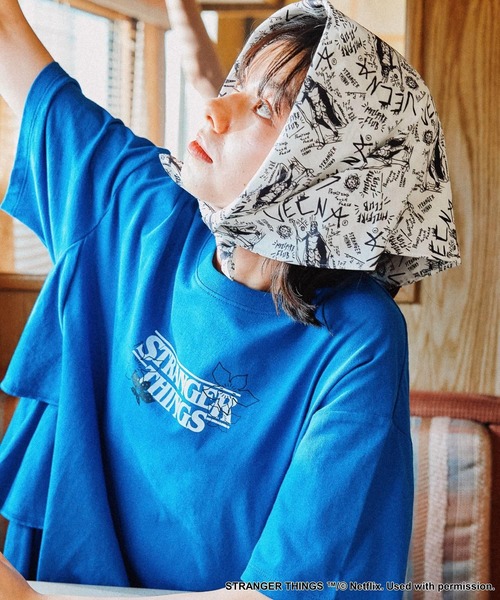 STRANGER THINGS】コラボ サイドフリルTシャツ（Tシャツ