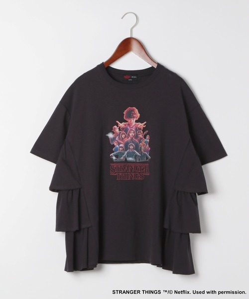 nikoand stranger thingsコラボ　フリル袖Tシャツ Fサイズ セール】【STRANGER THINGS】コラボ サイドフリルTシャツ（T
