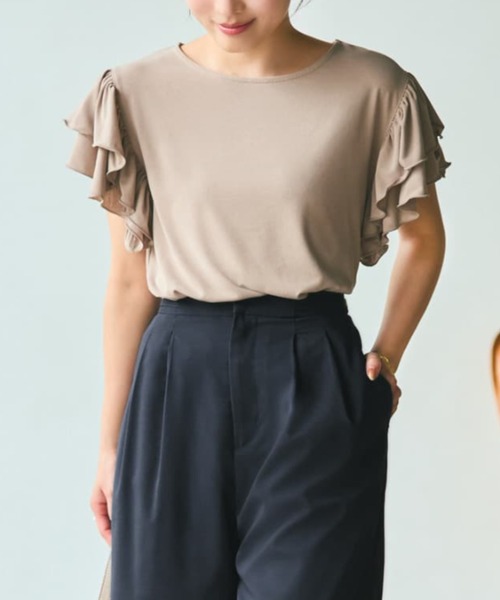 COHINA(コヒナ)の「【接触冷感】フリルスリーブシアーカットトップス 【低身長・小柄女性】(Tシャツ/カットソー・レディース・ブラック/ベージュ/ブルー・ONE SIZE)」の2枚目の写真