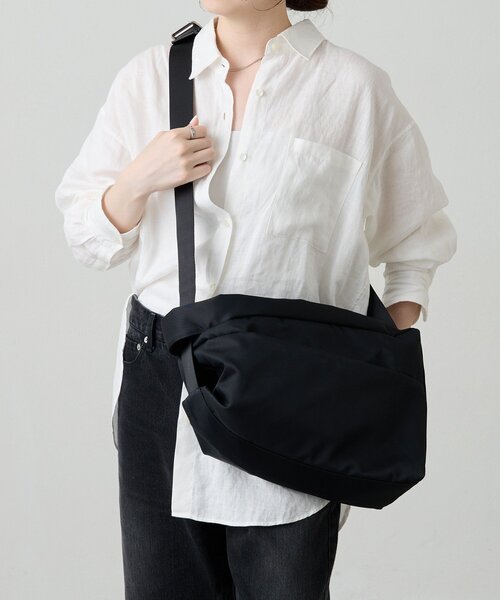 russet（ラシット）の「ナイロンマルチウェイショルダーバッグ