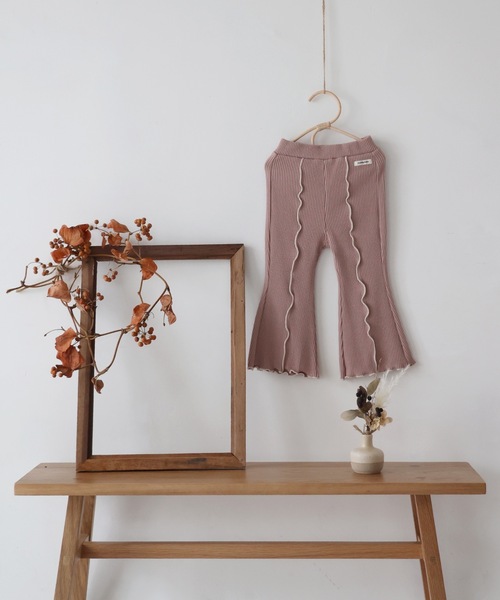 PUPPAPUPO（プッパプーポ）の「メロー フレア パンツ リブ（その他パンツ・キッズ・チャコール/ピンクベージュ/グレイッシュベージュ・70/80/90/100/110）」の12枚目の写真