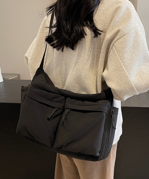 Lace Ladies（レースレディース）の「ソリッドカラー 多ポケット スクエア ソフト ショルダーバッグ（ショルダーバッグ・レディース・ブルー/ブラック/アイボリー/パープル/ピンク・FREE）」の21枚目の写真