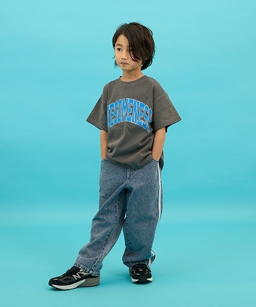 GLAZOS（グラソス）の「【SKIT0LY】デニムラインパンツ（デニムパンツ・キッズ・ライトブルー/ダークブルー・130cm/110cm/100cm/120cm）」の3枚目の写真