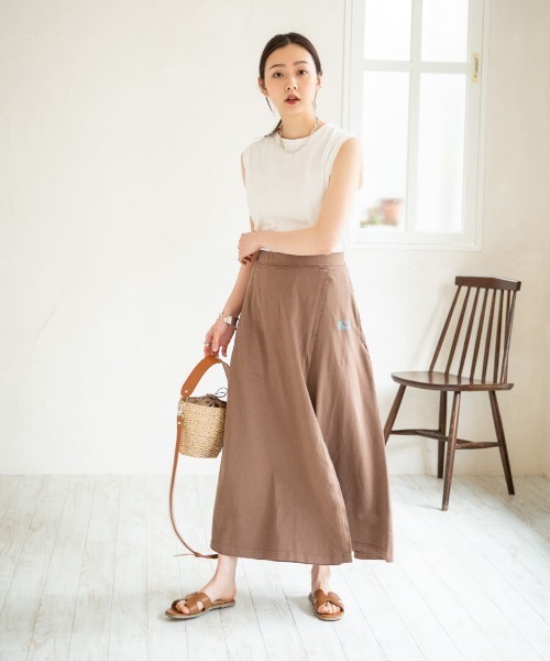 HAYNI(ヘイニ)の「FRUIT OF THE LOOM フルーツオブザルーム ラップ風フレアスカート Mサイズ(スカート・レディース・ライトグレー/ブラウン/ライトグリーン・MEDIUM)」の2枚目の写真