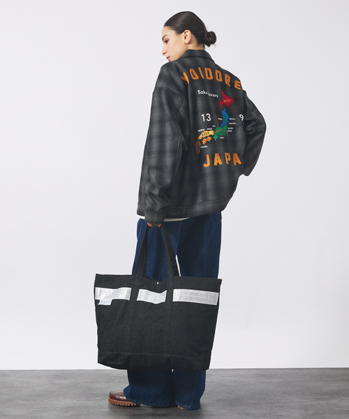 WEEKEND(ER)(ウィークエンダー)の「【WEEKENDER/ウィークエンダー】 SAFETY DENIM TOTE/デニム/トートバッグ旅行/デイリーユース【WEB限定】(バックパック/リュック・メンズ・ブルー/ブラック/ダークネイビー・フリー)」の4枚目の写真