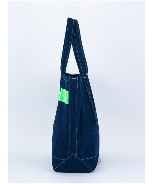 WEEKEND(ER)(ウィークエンダー)の「【WEEKENDER/ウィークエンダー】 SAFETY DENIM TOTE/デニム/トートバッグ旅行/デイリーユース【WEB限定】(バックパック/リュック・メンズ・ブルー/ブラック/ダークネイビー・フリー)」の12枚目の写真