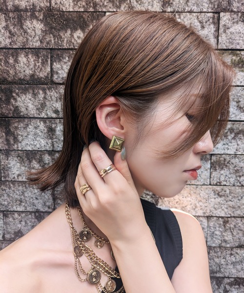 styiro(スタイロ)の「ニッケルフリー アンティークスタッズデザインピアス(ピアス(両耳用)・レディース・ゴールド/シルバー・FREE)」の6枚目の写真