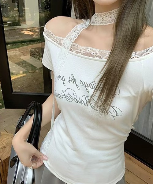 Nia(ニア)の「Nia(ニア)/【レースタイ付き】オフショルダー レースドッキングカットソー Tシャツ(Tシャツ/カットソー・レディース・グレー/ホワイト・MEDIUM/SMALL)」の5枚目の写真