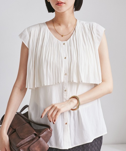 VIS（ビス）の「プリーツデザインブラウス/通勤対応（シャツ/ブラウス・レディース・サックスブルー/キナリ/スミクロ・FREE）」の2枚目の写真