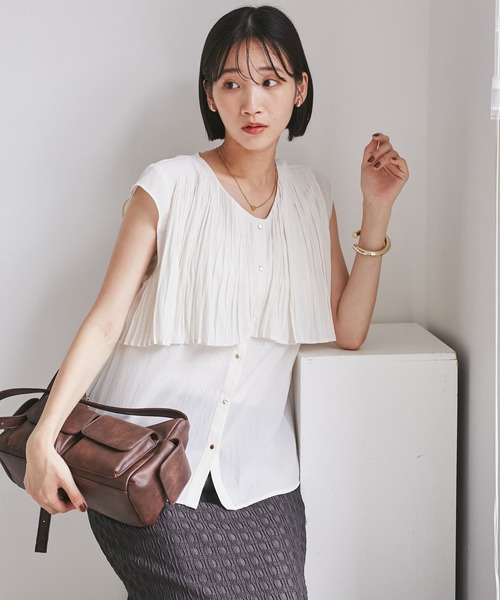 VIS（ビス）の「プリーツデザインブラウス/通勤対応（シャツ/ブラウス・レディース・サックスブルー/キナリ/スミクロ・FREE）」の11枚目の写真