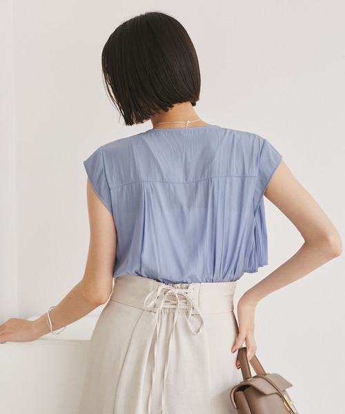 VIS（ビス）の「プリーツデザインブラウス/通勤対応（シャツ/ブラウス・レディース・サックスブルー/キナリ/スミクロ・FREE）」の17枚目の写真
