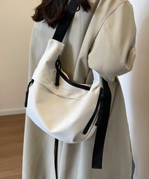 ショルダーバッグ