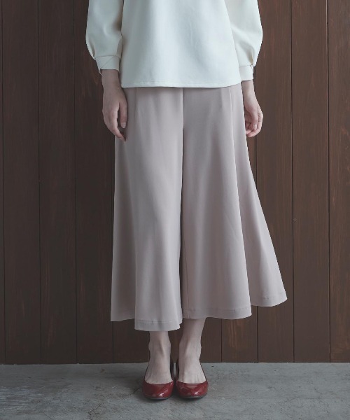 STUDIO PICONE（スタジオピッコーネ）の「マットポンチ八分丈ワイドパンツ（その他パンツ・レディース・ベージュ/グリーン/ライトグレー/ネイビー・M/LL/L）」の13枚目の写真