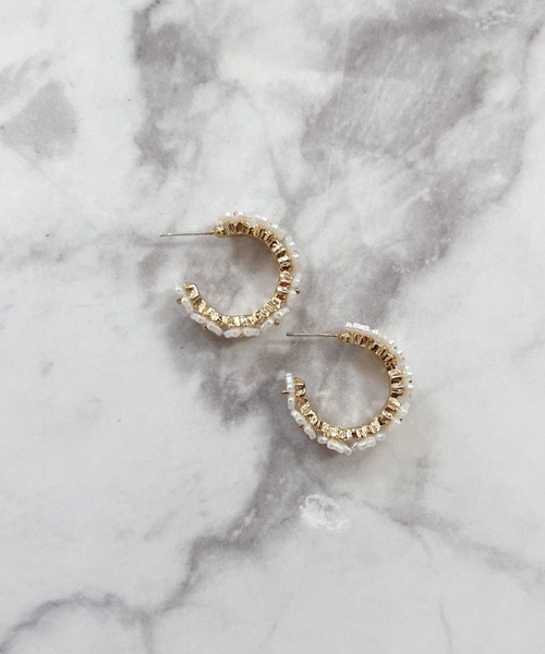 yu-ka(ユーカ)の「YU-KA:フラワーデザインフープピアス flower design hoop pierce(ピアス(両耳用)・レディース・ゴールド/シルバー・FREE)」の7枚目の写真