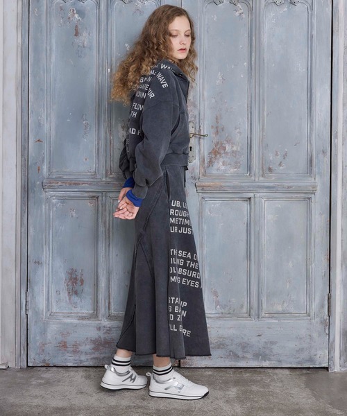 Cepica（セピカ）の「バックロゴショートパーカー（パーカー・レディース・グレー/チャコールグレー・FREE）」の9枚目の写真