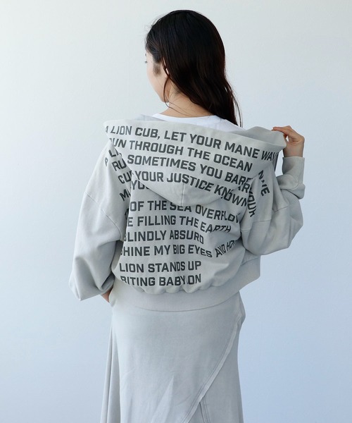 Cepica（セピカ）の「バックロゴショートパーカー（パーカー・レディース・グレー/チャコールグレー・FREE）」の11枚目の写真