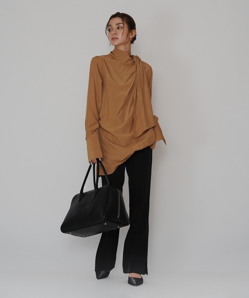 KINO THE KEI(キノザケイ)の「ドレープ ボウタイ 2WAY ブラウス KINO THE KEI(シャツ/ブラウス・レディース・ホワイト/キャメル/ネイビー・フリー)」の21枚目の写真