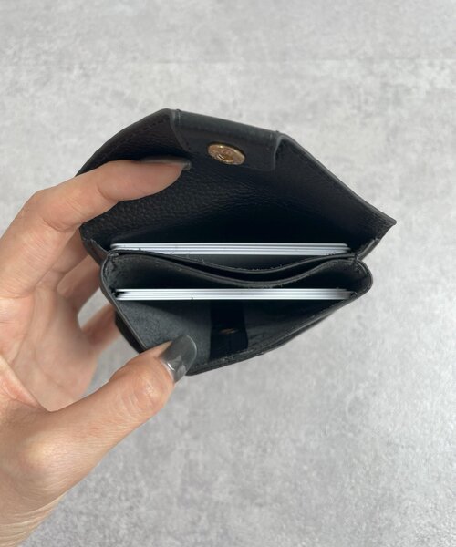 gemeil(ジェムイル)の「シボレザーカードケース(PT-315)(名刺入れ・レディース・ブルー/グリーン/グレー系その他/グレー/ブラック・FREE)」の12枚目の写真
