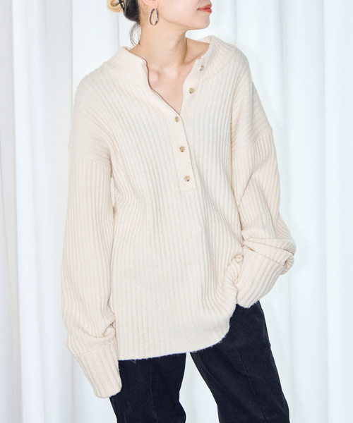 CITYSHOP（シティーショップ）の「RIB HENRY NECK SWEATER：ニット（ニット/セーター・レディース・ホワイト/ブラック/グレー・FREE）」の5枚目の写真