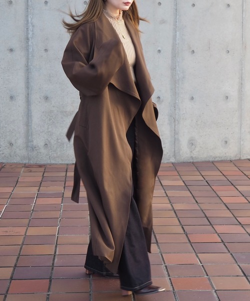 LAULEN（ローレン）の「shawl collar belted long coat /ショールカラーベルト付きロングコート（ステンカラーコート・レディース・ベージュ/ブラウン・FREE）」の9枚目の写真