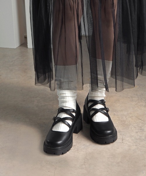 minia（ミニア）の「パンプス気分もローファー気分も叶う！まるっこダブルストラップ厚底シューズ（ローファー・レディース・ブラック・L/M）」の17枚目の写真