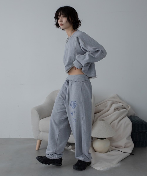 VACANCY（ヴァカンシー）の「オリジナルロゴプリントカーブ切替スウェットパンツ（スウェットパンツ・レディース・チャコールグレー/オフホワイト/グレー・FREE）」の20枚目の写真