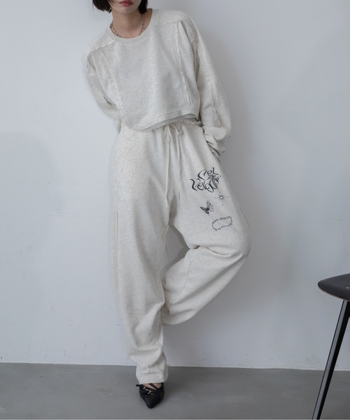 VACANCY（ヴァカンシー）の「オリジナルロゴプリントカーブ切替スウェットパンツ（スウェットパンツ・レディース・チャコールグレー/オフホワイト/グレー・FREE）」の4枚目の写真