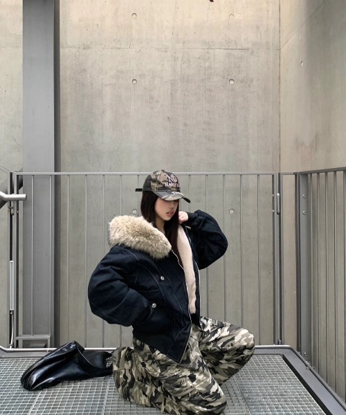 almo(アルモ)の「【LAMPOON】フェイクファーフードブルゾン(ブルゾン・レディース・グレー/ブラック・X-LARGE/LARGE/MEDIUM/SMALL)」の10枚目の写真