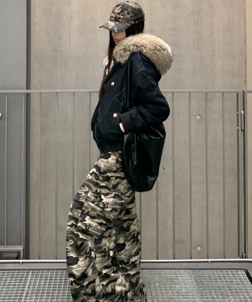 almo(アルモ)の「【LAMPOON】フェイクファーフードブルゾン(ブルゾン・レディース・グレー/ブラック・X-LARGE/LARGE/MEDIUM/SMALL)」の13枚目の写真