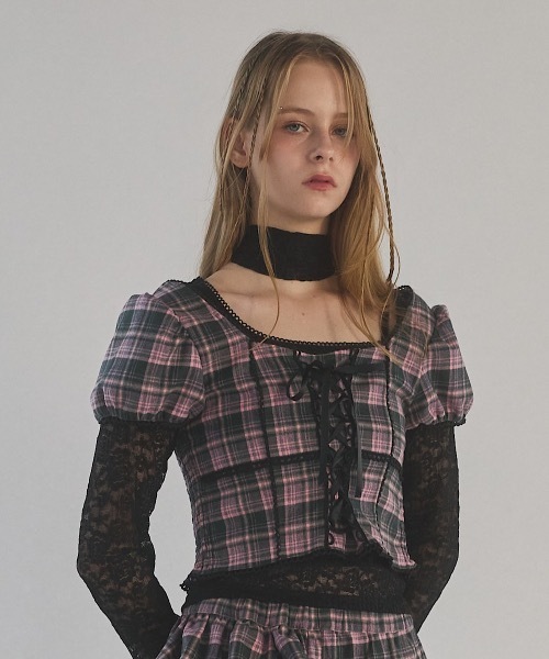 lilLilly（リルリリー）の「チェックレーストップス（シャツ/ブラウス・レディース・ピンク/カーキ・FREE）」の2枚目の写真