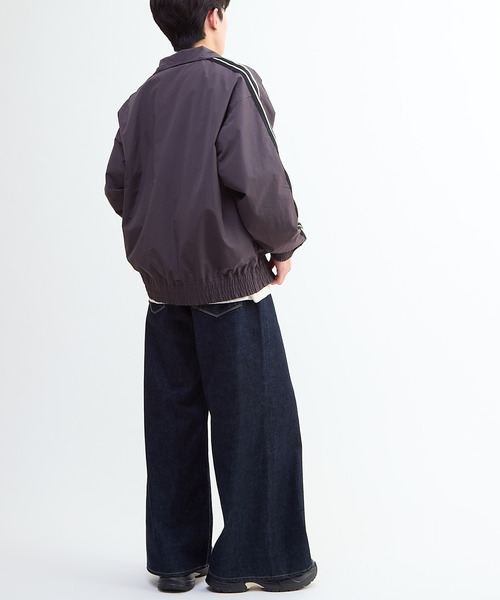 CONVERSE TOKYO（コンバーストウキョウ）の「SIDE LINE NYLON TRACK JACKET(UNISEX)（ミリタリージャケット・レディース・ブラック/チャコールグレー/ライトグレー/カーキ・SMALL/MEDIUM）」の16枚目の写真