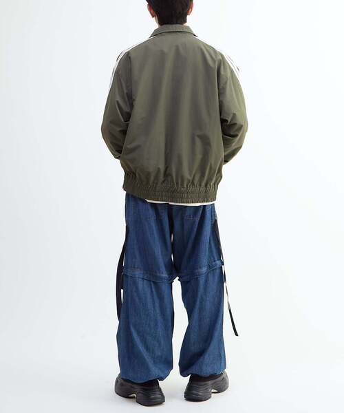 CONVERSE TOKYO（コンバーストウキョウ）の「SIDE LINE NYLON TRACK JACKET(UNISEX)（ミリタリージャケット・レディース・ブラック/チャコールグレー/ライトグレー/カーキ・SMALL/MEDIUM）」の7枚目の写真