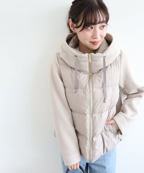 le.coeur blanc（ルクールブラン）の「カットボンディング×スムースタフタショートブルゾン（ブルゾン・レディース・グレイッシュベージュ/ブラック・38/40）」の10枚目の写真