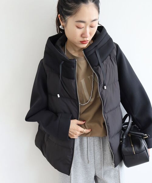 le.coeur blanc（ルクールブラン）の「カットボンディング×スムースタフタショートブルゾン（ブルゾン・レディース・グレイッシュベージュ/ブラック・38/40）」の21枚目の写真