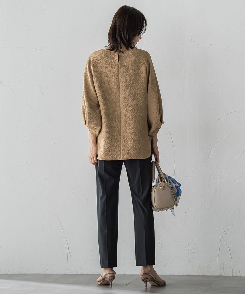 LAUTREAMONT(ロートレアモン)の「【WEB限定】Active Beautyテーパードパンツ≪13号・15号あり/洗濯機で洗える≫(スラックス・レディース・ベージュ/カーキ/ブラック・11号/9号/7号/13号/15号)」の9枚目の写真