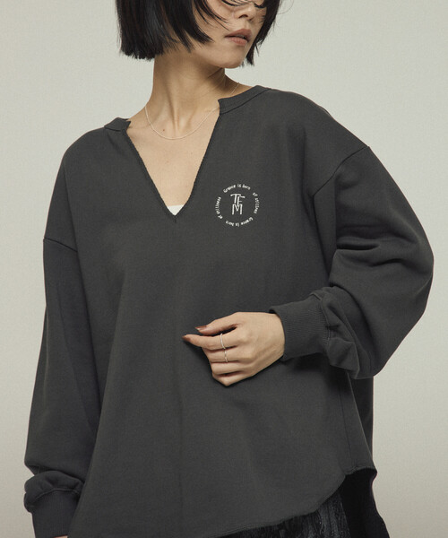 Firsthand（ファーストハンド）の「Firsthand/ファーストハンド オーガニックコットン Vネック 刺繍スウェット / リラックスフィット / 裏毛スウェット（スウェット・レディース・ブラウン/チャコールグレー/グレー・ONE SIZE）」の11枚目の写真