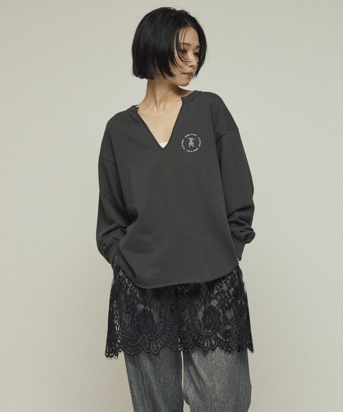 Firsthand（ファーストハンド）の「Firsthand/ファーストハンド オーガニックコットン Vネック 刺繍スウェット / リラックスフィット / 裏毛スウェット（スウェット・レディース・ブラウン/チャコールグレー/グレー・ONE SIZE）」の12枚目の写真