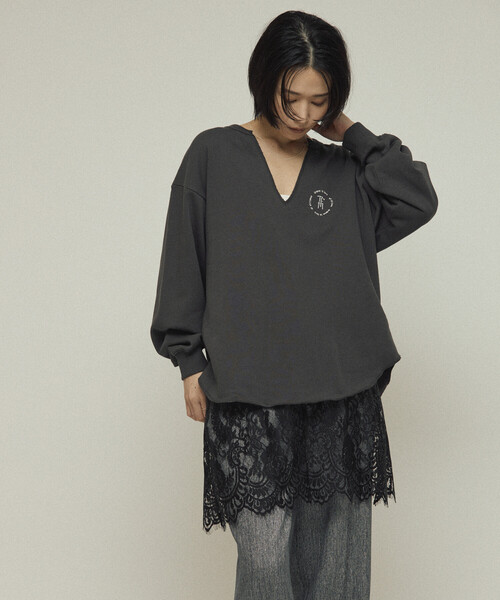 Firsthand（ファーストハンド）の「Firsthand/ファーストハンド オーガニックコットン Vネック 刺繍スウェット / リラックスフィット / 裏毛スウェット（スウェット・レディース・ブラウン/チャコールグレー/グレー・ONE SIZE）」の14枚目の写真