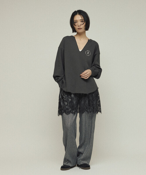 Firsthand（ファーストハンド）の「Firsthand/ファーストハンド オーガニックコットン Vネック 刺繍スウェット / リラックスフィット / 裏毛スウェット（スウェット・レディース・ブラウン/チャコールグレー/グレー・ONE SIZE）」の21枚目の写真