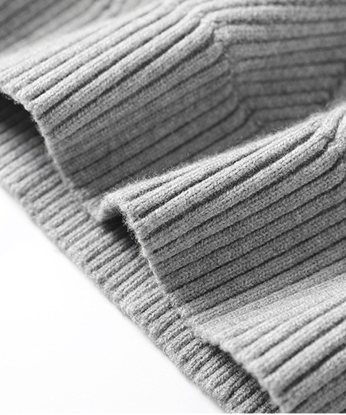 ReRe(リリ)の「Vネックデザインニットベスト(ベスト・レディース・ブラック/グレー/ネイビー/ベージュ・SMALL/MEDIUM/LARGE/X-LARGE)」の22枚目の写真