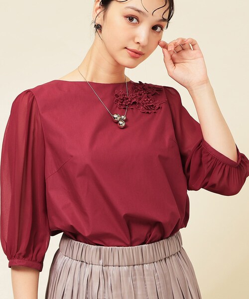 Sunauna（スーナウーナ）の「【フラワーモチーフ付き／袖シフォン】肘下丈ブラウス（シャツ/ブラウス・レディース・ネイビー/ボルドー・38/40）」の12枚目の写真