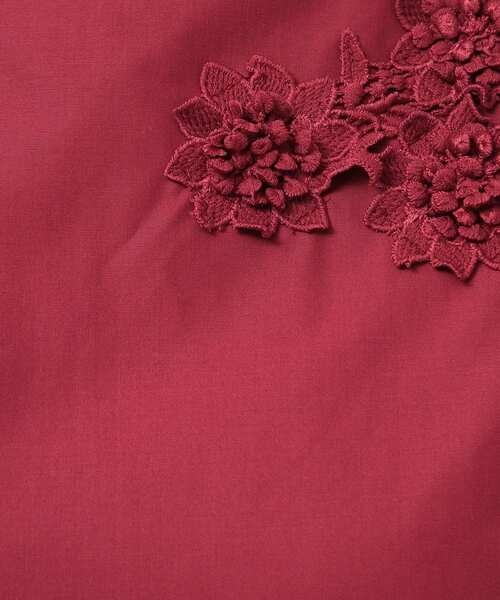 Sunauna（スーナウーナ）の「【フラワーモチーフ付き／袖シフォン】肘下丈ブラウス（シャツ/ブラウス・レディース・ネイビー/ボルドー・38/40）」の10枚目の写真