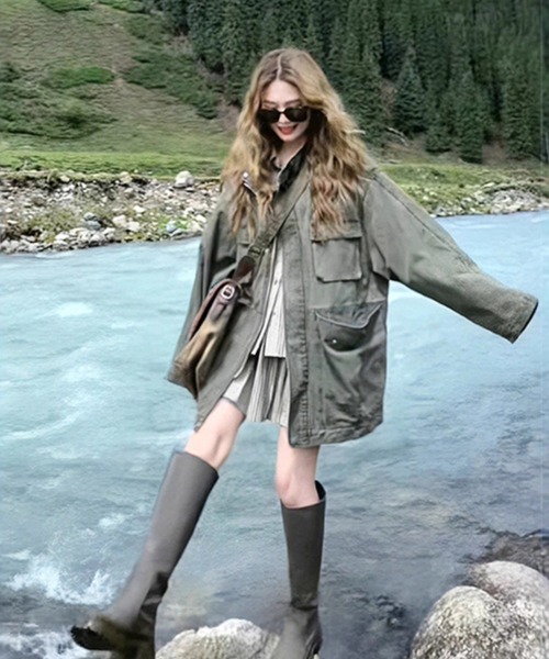 DEVICE（デバイス）の「オーバーサイズ デニム カラー ミリタリー ジャケット ブルゾン（デニムジャケット・レディース・カーキ・FREE）」の4枚目の写真