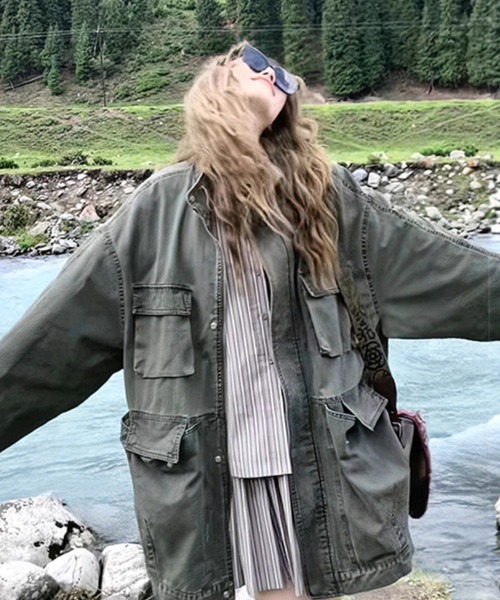 DEVICE（デバイス）の「オーバーサイズ デニム カラー ミリタリー ジャケット ブルゾン（デニムジャケット・レディース・カーキ・FREE）」の5枚目の写真