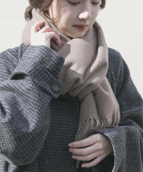 ITEMS URBANRESEARCH（アイテムズ アーバンリサーチ）の「ツイルムジストール（マフラー・レディース・ライトベージュ/ライトブルー/グレー/キャメル・-）」の11枚目の写真