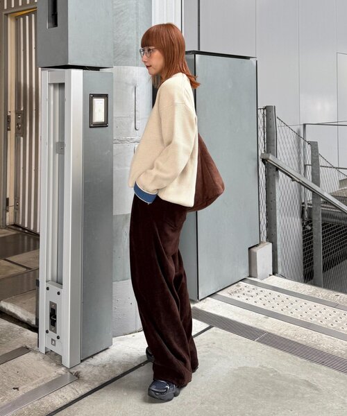 CIAOPANIC TYPY(チャオパニックティピー)の「【ヨレ・伸びが起こりずらくお手入れ簡単】ユニセックス/袖配色/洗える/リシェイプワッフルニットプルオーバー(ニット/セーター・メンズ・チャコールグレー/ブルー/オレンジ/マスタード/グリーン/ボルドー/ホワイト系その他/ライトグレー・LARGE/SMALL/MEDIUM)」の14枚目の写真